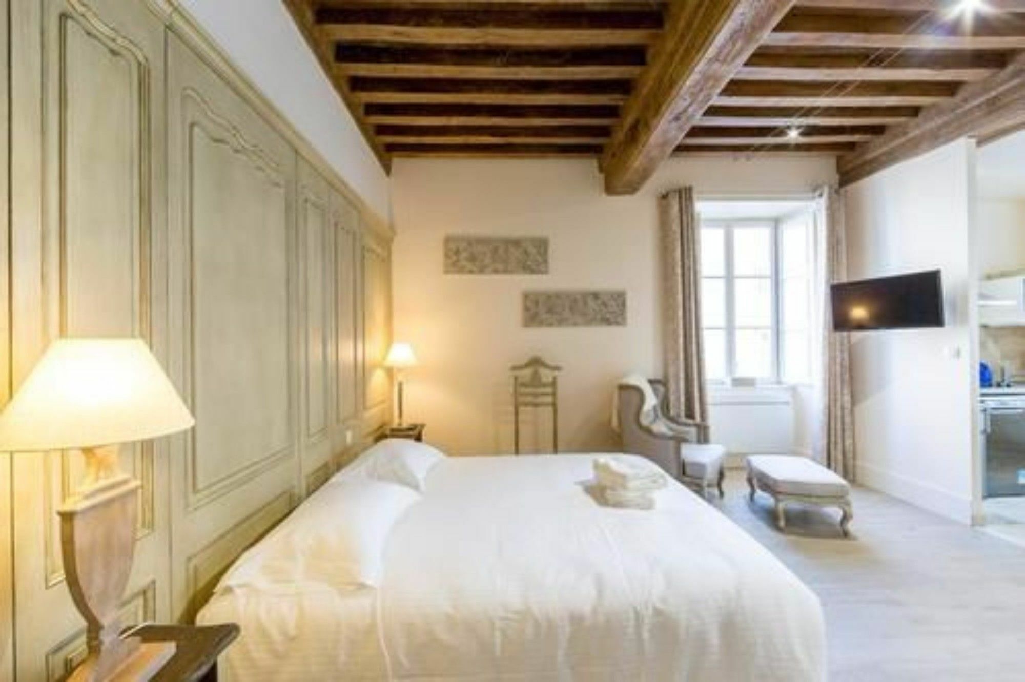 Le Cara Seheiah 1D Bed & Breakfast Beaune  Luaran gambar